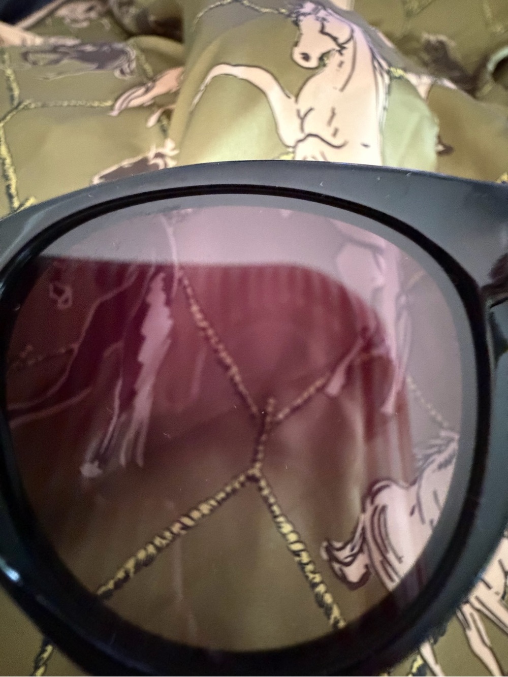 Fendi Black Cat-Eye Sunglasses with Gradient Brown Lenses - Picture 5 of 6